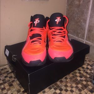 Men’s Nike Air Penny 5 Sneakers, Size 10.5 Men’s